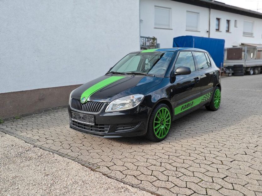 Skoda Fabia 266.200 km 3.490 € Meckenheim 53340