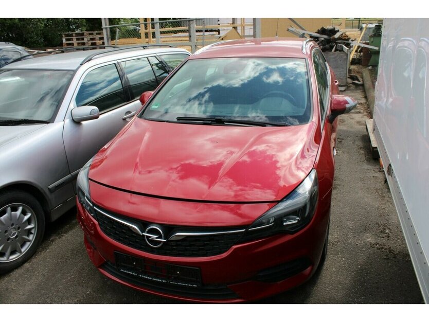 Opel Astra 1.5 D Sports Tourer - MOTORSCHADEN - 112.370 km 6.480 € Euskirchen 53881