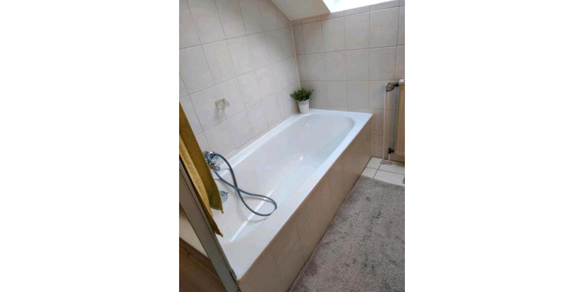 Dachgeschoßwohnung Lohmar - 3 Zimmer, 70 m&sup2;, 845&euro; | Angebot:24723432