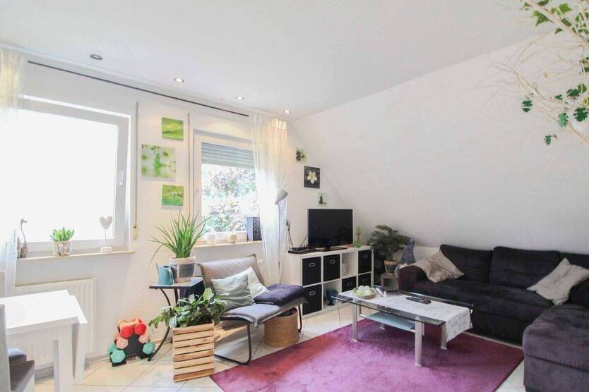Schönes Ein- Zweifamilienhaus in Bonn-Schwarzrheindorf - Ideal für Eigennutzer und Anleger 5 zimmer