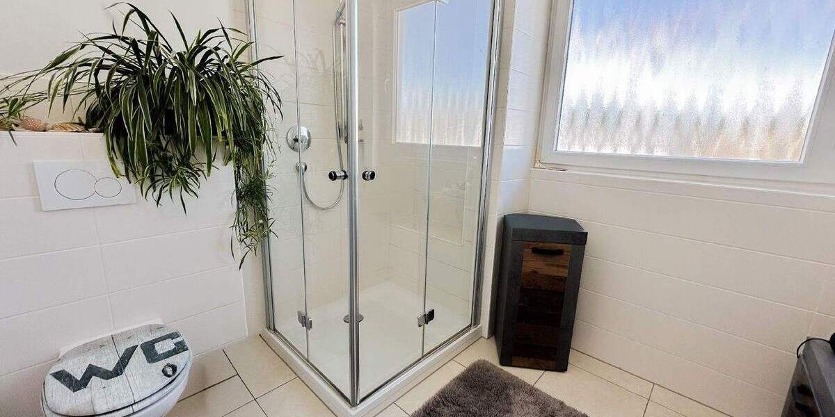 Etagenwohnung Bad Neuenahr-Ahrweiler Bad Neuenahr - 2 Zimmer, 126 m&sup2;, 1.260&euro; | Angebot:25742975