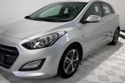 Hyundai i30 131.113 km 8.999 &euro; Bonn - Dottendorf 53129