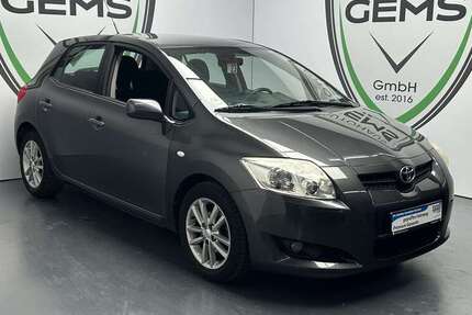 Toyota Auris 149.890 km 3.990 &euro; Königswinter 53639