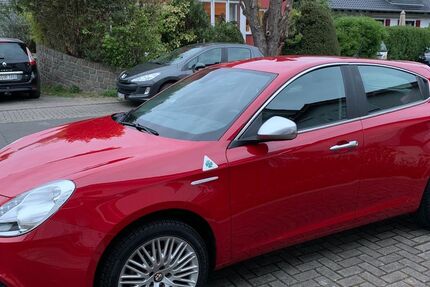 Alfa Romeo Giulietta 85.000 km 8.800 &euro; Bonn 53175