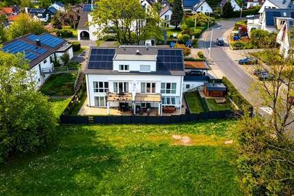 Haus Bonn Gielgen - 8 Zimmer, 252 m&sup2;, 1.100.000&euro; | Angebot:27222156