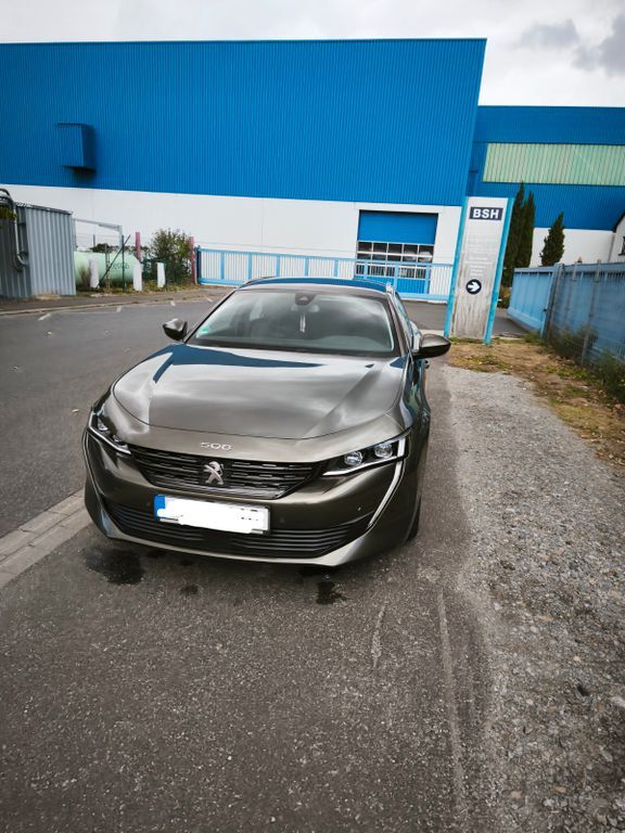 Peugeot 508 54.000 km 17.800 € Köln 50769