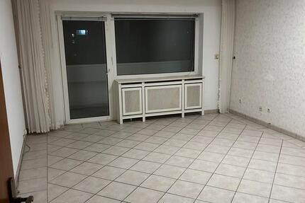 Wohnung Köln Nippes - 3 Zimmer, 72 m&sup2;, 900&euro; | Angebot:24786723