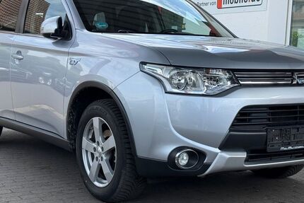 Mitsubishi Outlander 176.422 km 10.399 &euro; Euskirchen 53879