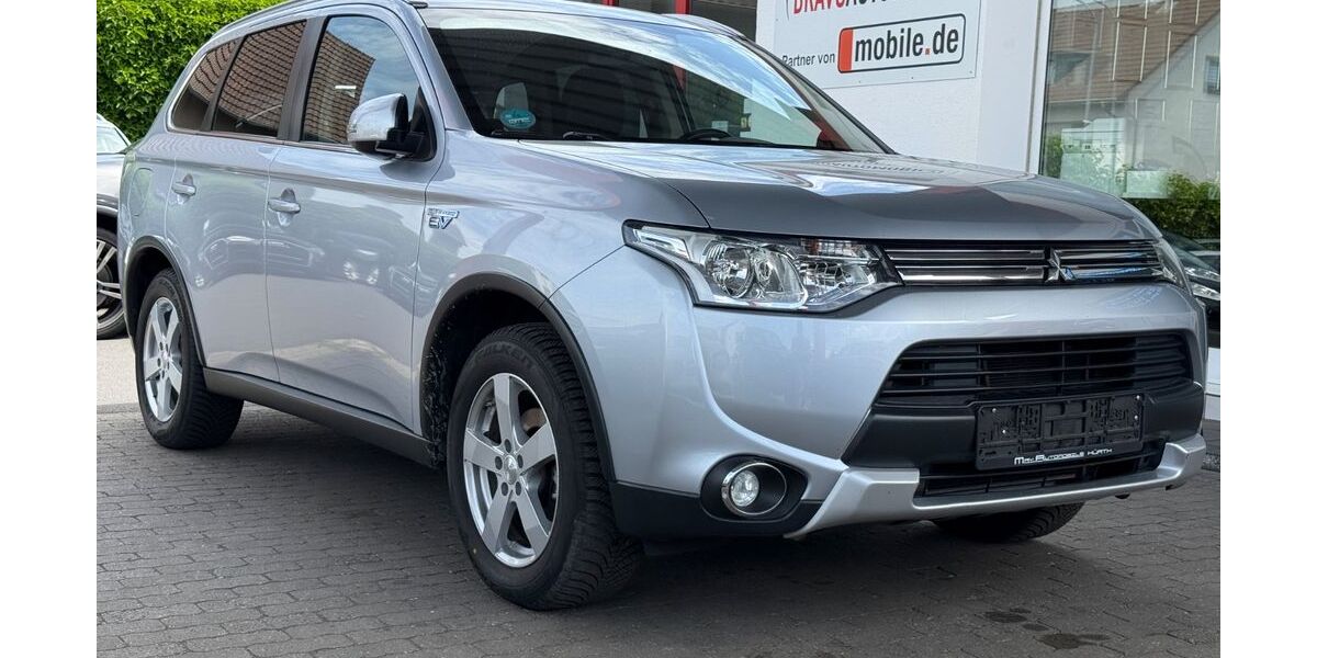 Mitsubishi Outlander 176.422 km 10.399 &euro; Euskirchen 53879