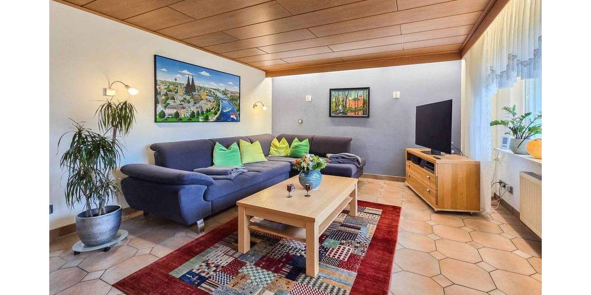 Mehrfamilienhaus, Wohnhaus Troisdorf Bergheim - 8 Zimmer, 204 m&sup2;, 449.000&euro; | Angebot:25879361