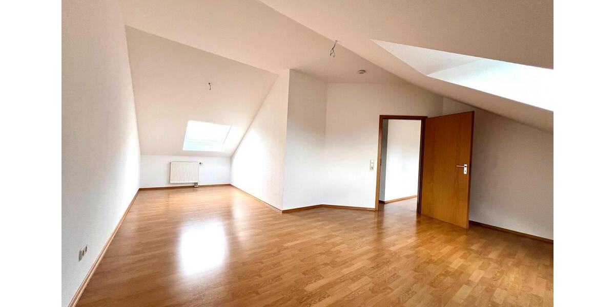 Dachgeschoßwohnung Bonn Dransdorf - 2 Zimmer, 65 m&sup2;, 279.000&euro; | Angebot:24844119