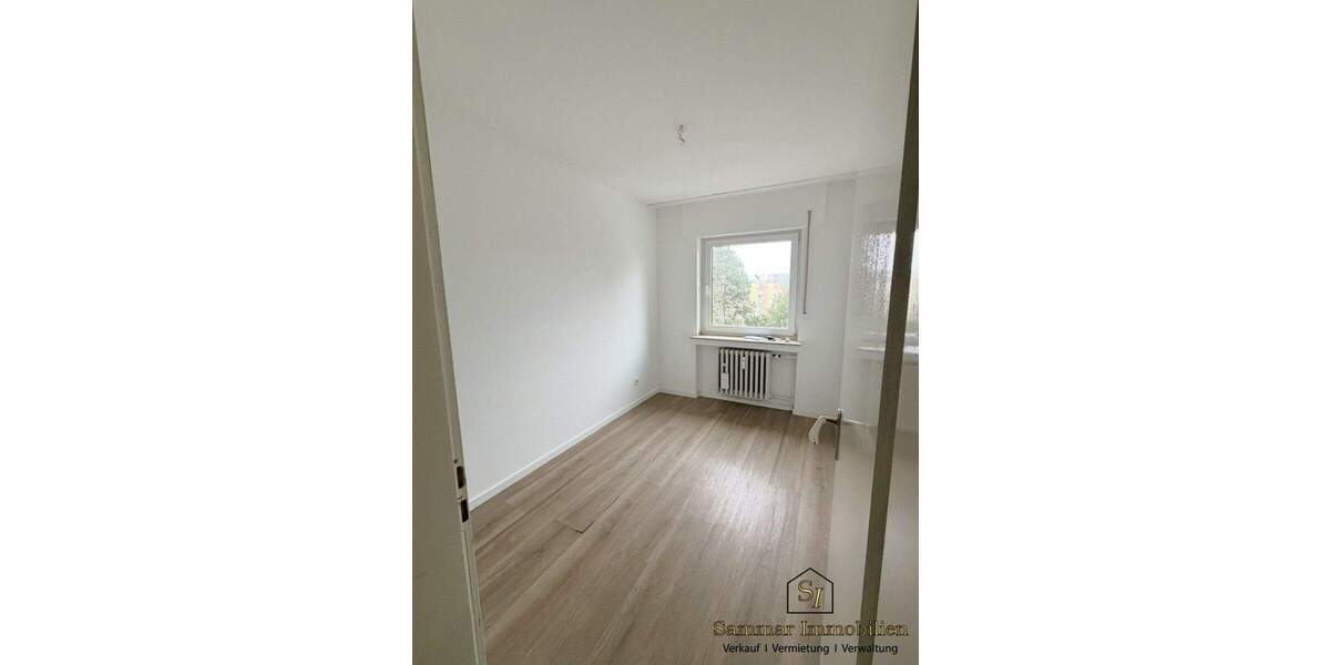 Etagenwohnung Brühl - 3 Zimmer, 74 m&sup2;, 1.050&euro; | Angebot:25738901