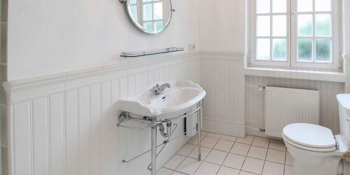 Einzigartige und charmante Maisonettewohnung in Bonn Holzlar mit 3 Balkonen und großem Garten 5 zimmer