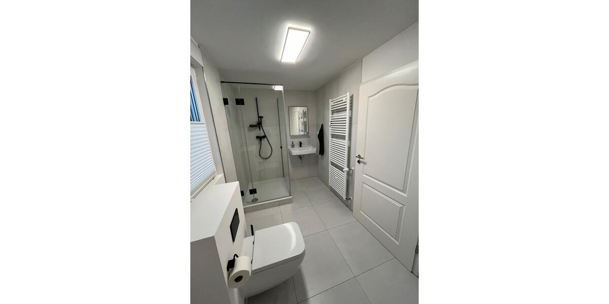 Dachgeschoßwohnung Rösrath - 3 Zimmer, 63 m&sup2;, 830&euro; | Angebot:25871336