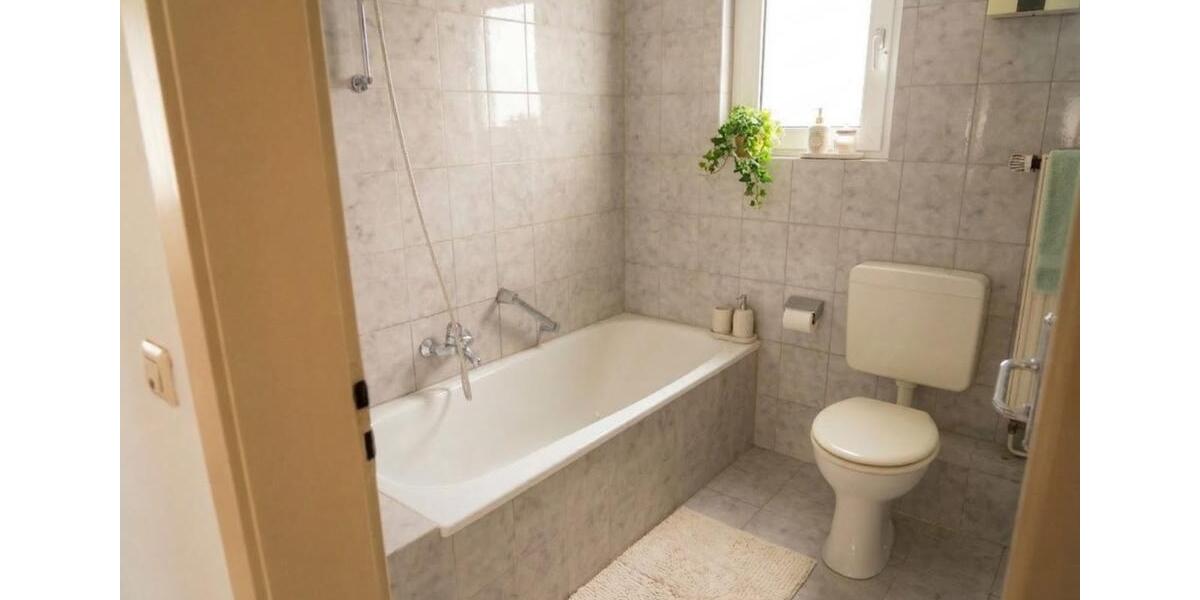 Etagenwohnung Bonn Lannesdorf - 2 Zimmer, 75 m&sup2;, 950&euro; | Angebot:25637297