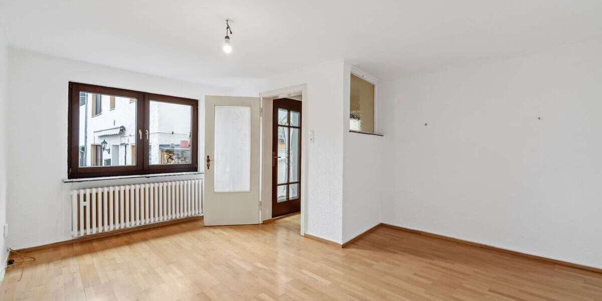 Etagenwohnung Bonn / Mehlem Mehlem - 3 Zimmer, 62 m&sup2;, 165.000&euro; | Angebot:24647465