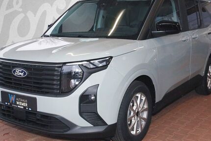 Ford Tourneo Courier 3.500 km 30.900 € Troisdorf 53844