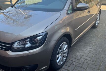 VW Touran 160.000 km 11.500 &euro; Hürth 50354