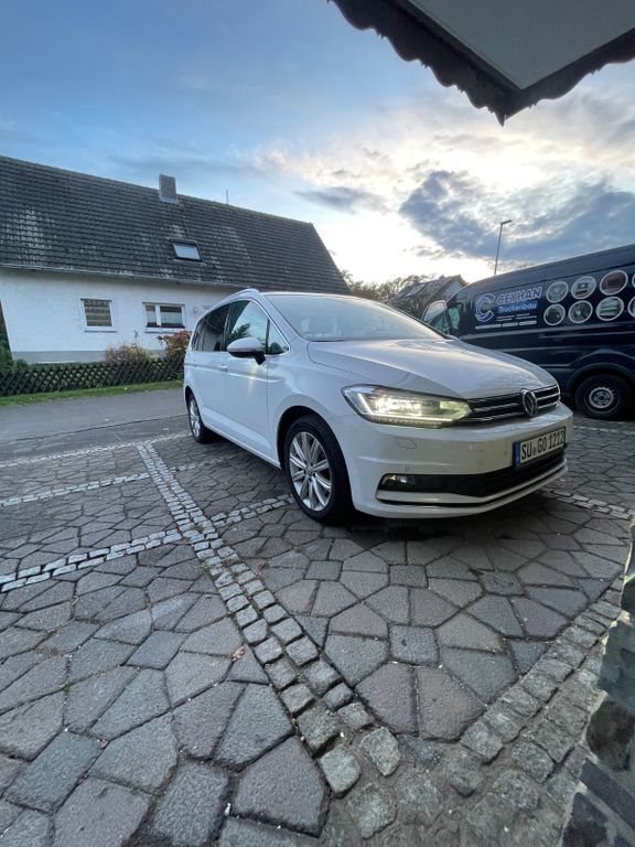 VW Touran 172.000 km 14.350 € Siegburg 53721