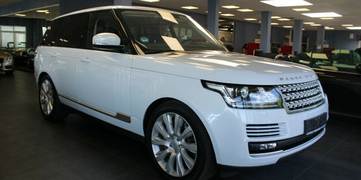Land Rover Range Rover 4.4 SDV8 Vogue 182.940 km 27.980 &euro; Euskirchen 53881