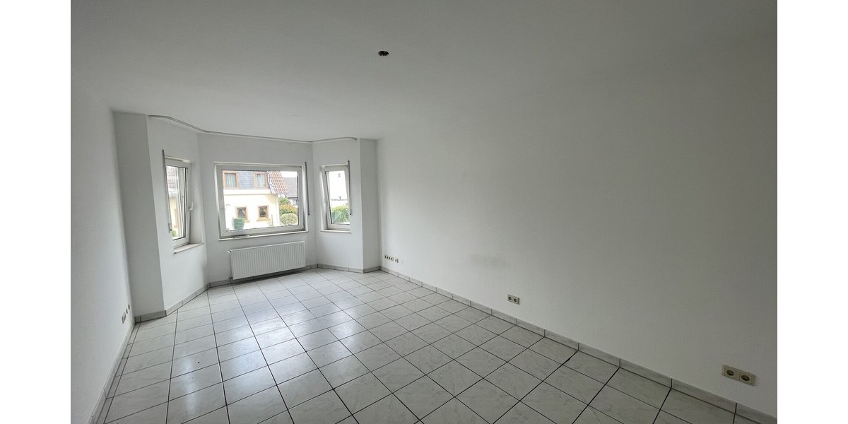 Helle Gewerbeeinheit mit 2 Kfz-Stellplätzen - Gewerbeobjekt Bad Honnef Aegidienberg | Angebot:27103896