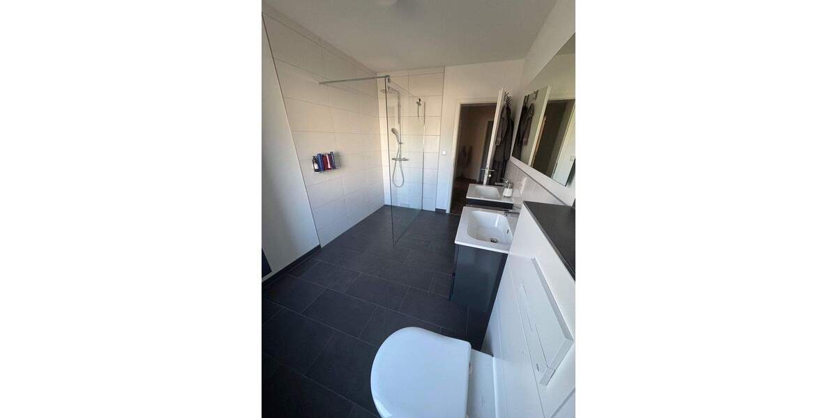 Etagenwohnung Hennef - 3 Zimmer, 103 m&sup2;, 375.000&euro; | Angebot:25804005