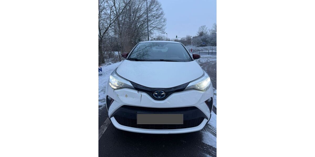 Toyota C-HR 75.332 km 17.150 &euro; Köln 50999