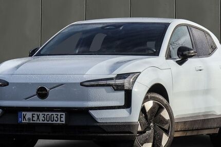 Volvo EX30 2.500 km 39.930 &euro; Köln 50968