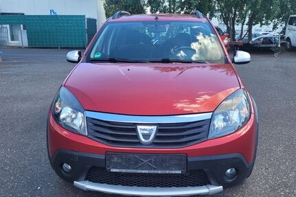 Dacia Sandero 205.246 km 2.390 &euro; Vettelschoss 53560