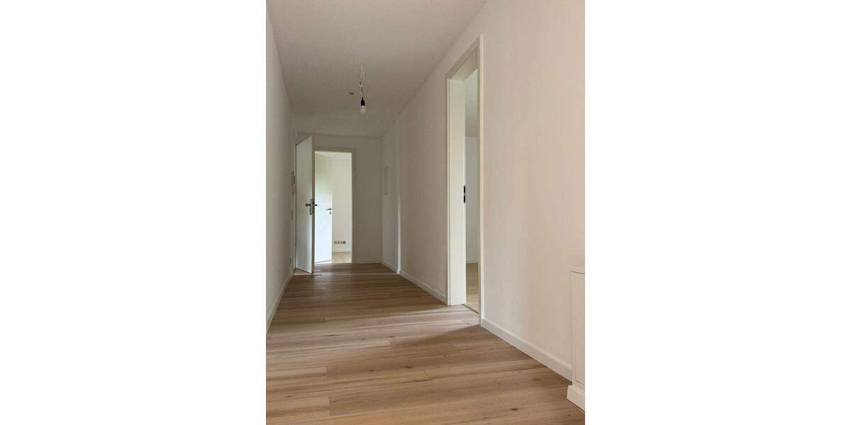 Etagenwohnung Bonn Schweinheim - 3 Zimmer, 82 m&sup2;, 419.900&euro; | Angebot:25687636