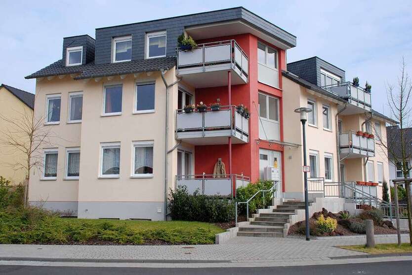 Wohnung zum Mieten in Hennef 871 € 83 m² 3 zimmer