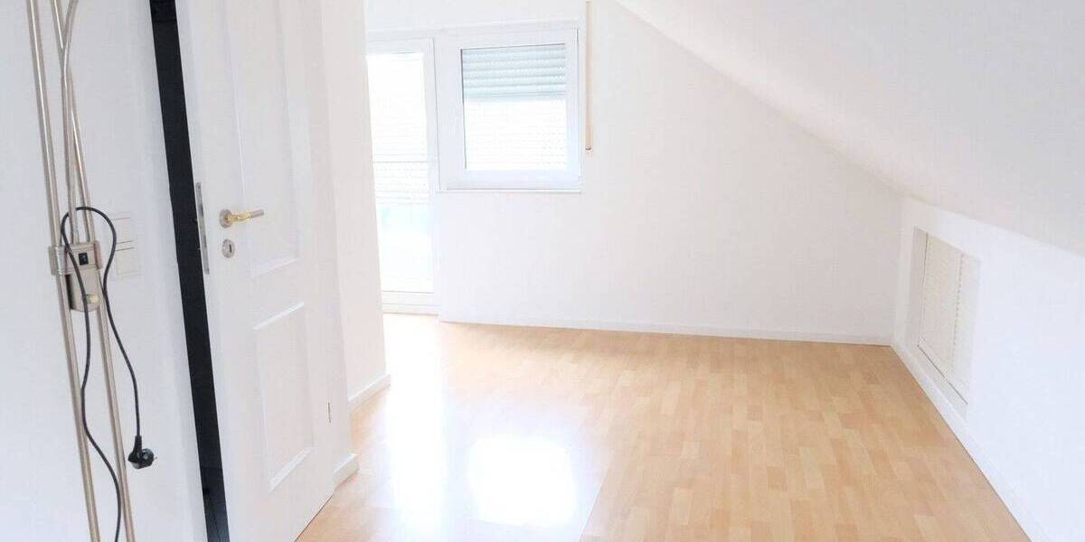 Doppelhaushälfte Rösrath - 4 Zimmer, 138 m&sup2;, 1.500&euro; | Angebot:26540381