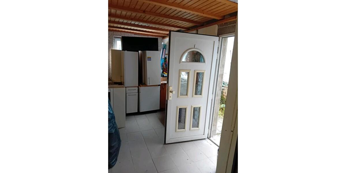 Einfamilienhaus Hennef (Sieg) - 7 Zimmer, 130 m&sup2;, 155.000&euro; | Angebot:24733420