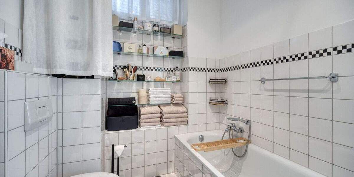 Mehrfamilienhaus, Wohnhaus Köln / Altstadt-Nord Altstadt-Nord - 4 Zimmer, 89 m&sup2;, 650.000&euro; | Angebot:24452316