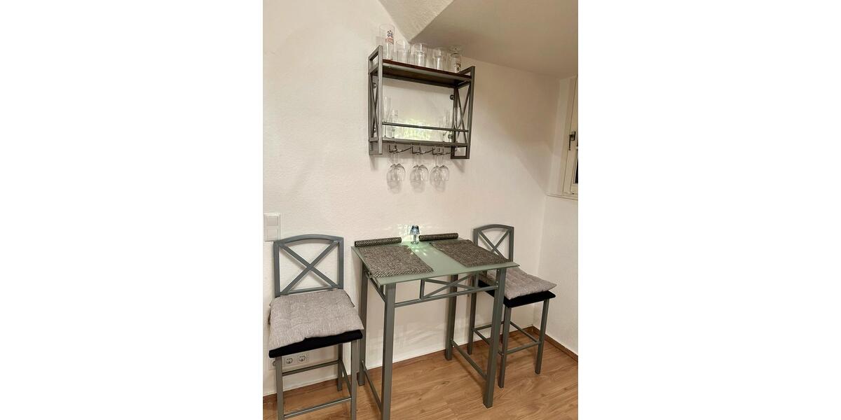 Dachgeschoßwohnung Köln Lindenthal - 2 Zimmer, 55 m&sup2;, 1.330&euro; | Angebot:23484096