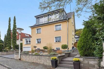 Haus Bonn Oberkassel - 6 Zimmer, 190 m&sup2;, 897.000&euro; | Angebot:25930102