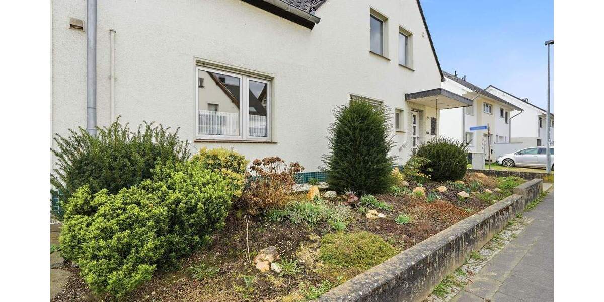 Doppelhaushälfte Wachtberg Villip - 6 Zimmer, 130 m&sup2;, 365.000&euro; | Angebot:25835503