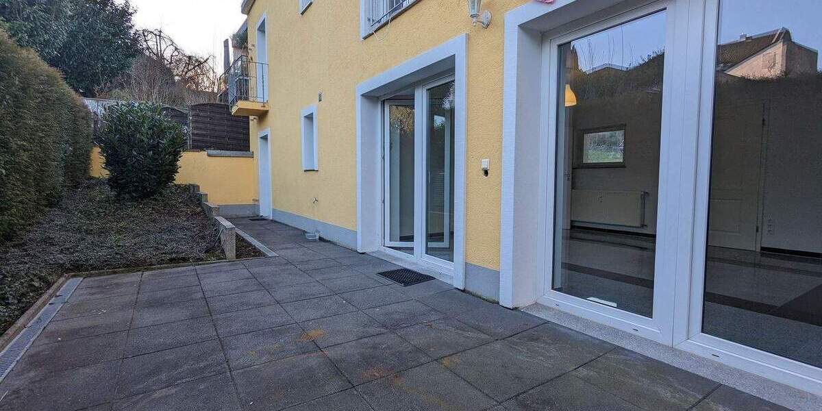 Etagenwohnung Bonn Muffendorf - 3 Zimmer, 64 m&sup2;, 750&euro; | Angebot:25802749