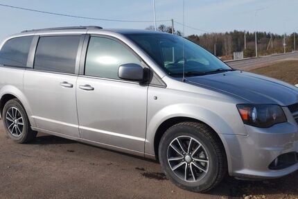 Dodge Grand Caravan 130.000 km 15.500 &euro; Königswinter 53639
