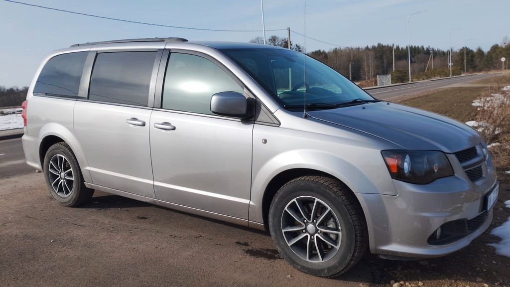 Dodge Grand Caravan 130.000 km 15.500 &euro; Königswinter 53639