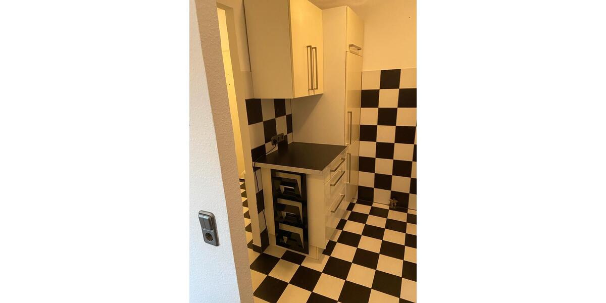 Etagenwohnung Köln Kalk - 2 Zimmer, 37 m&sup2;, 165.000&euro; | Angebot:25408301