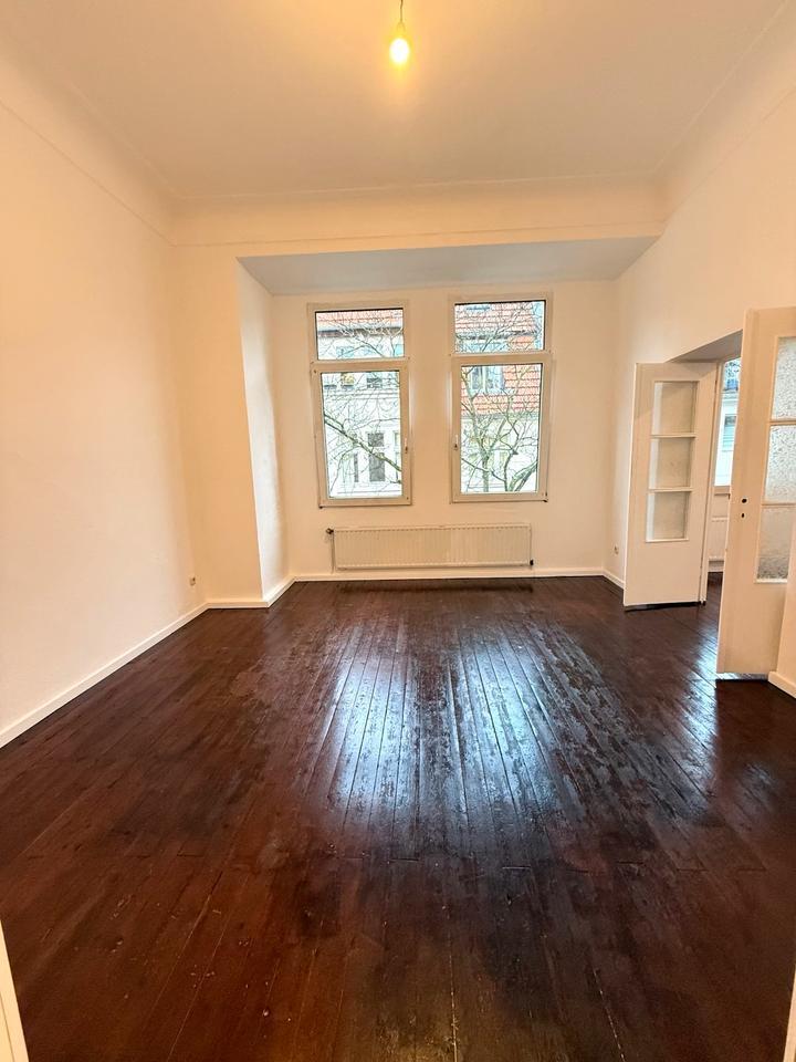 Renovierte 4-Zimmerwohnung in Köln Nippes zu Vermieten zimmer