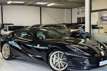 Ferrari 812 32.000 km 294.990 &euro; Köln 50827