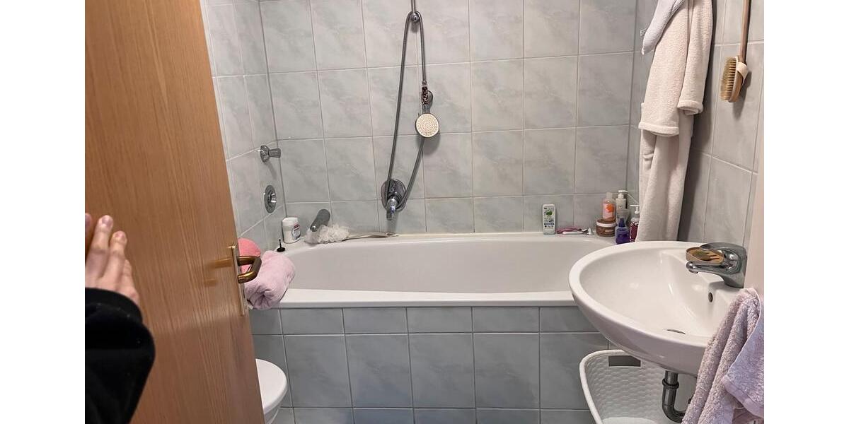 Dachgeschoßwohnung Troisdorf Bergheim - 2 Zimmer, 45 m&sup2;, 450&euro; | Angebot:25903117