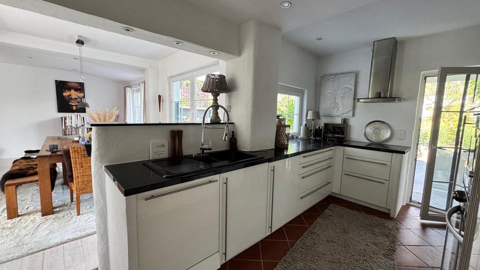 Einfamilienhaus Erftstadt - 4 Zimmer, 130 m&sup2;, 580.000&euro; | Angebot:27229999