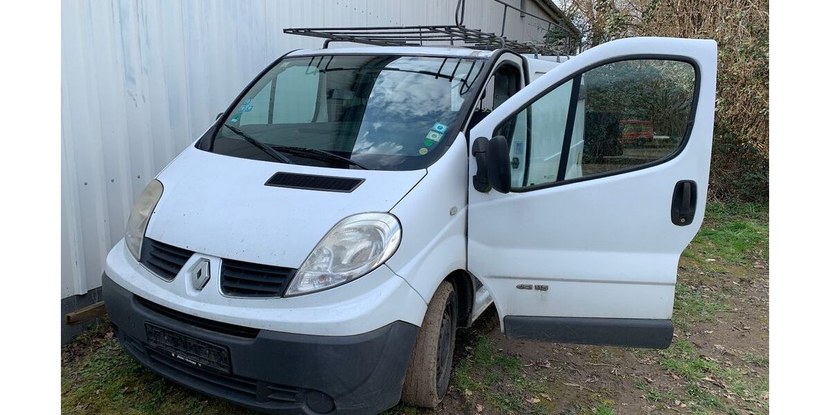 Renault Trafic 234.000 km 1.200 &euro; Eitorf 53783