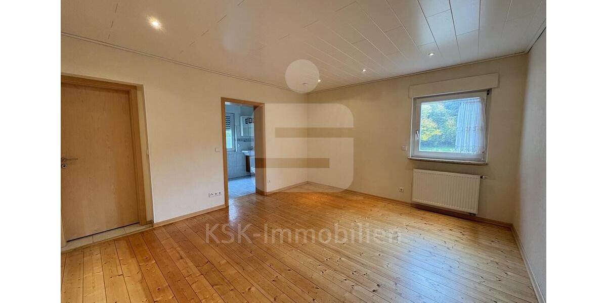 Ruhig gelegenes Einfamilienhaus mit großzügigem Garten. 6 zimmer