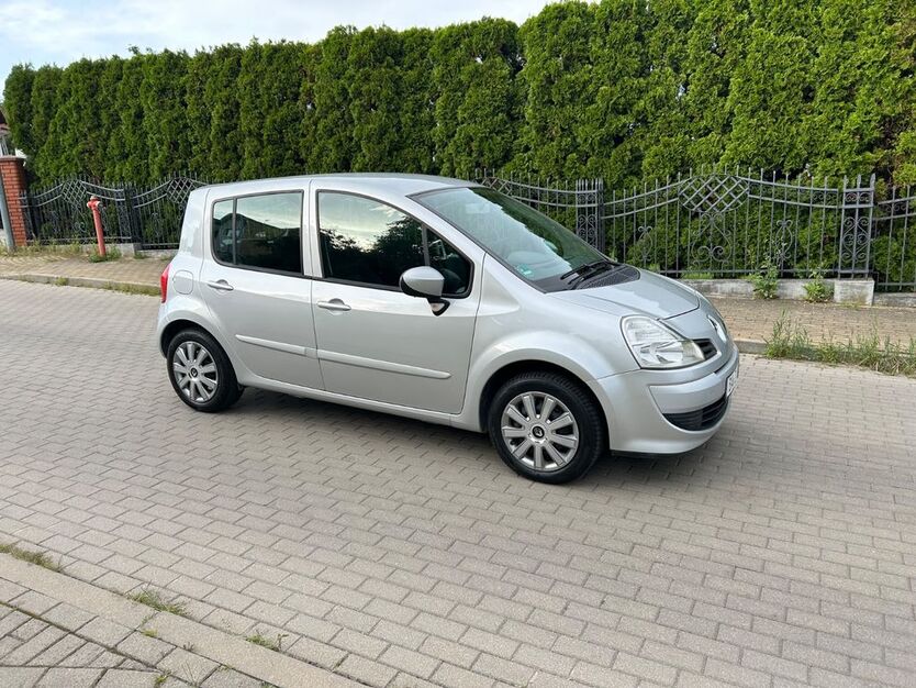 Renault Modus 47.500 km 4.100 € Bad Honnef 53604