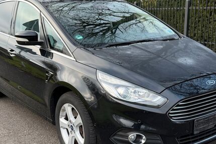 Ford S-Max 88.700 km 8.999 &euro; Wesseling 50389