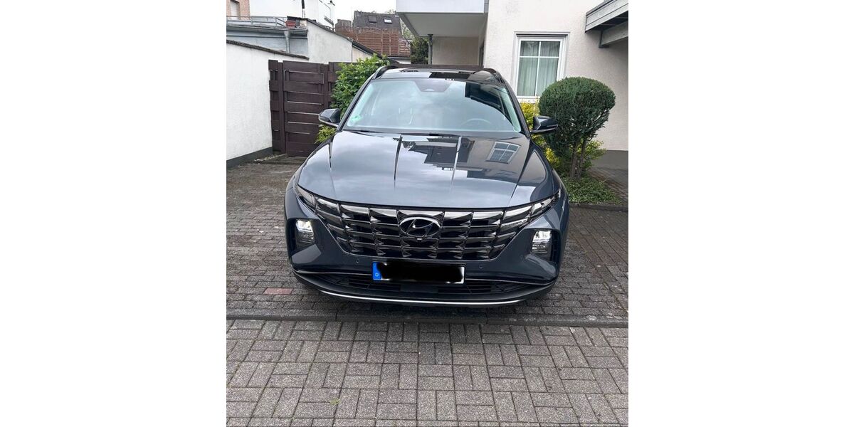 Hyundai TUCSON 70.000 km 22.900 &euro; Erftstadt 50374